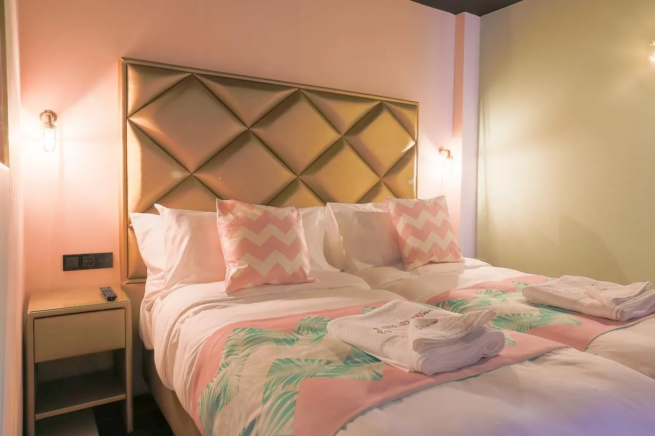 דירה Sant Antoni de Portmany Apartamentos Wi-Ki-Woo ספרד