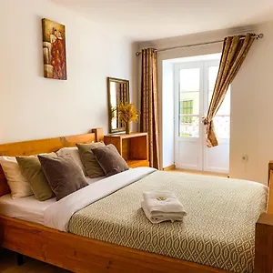 https://housegogo.hotels-lisbon-portugal.com