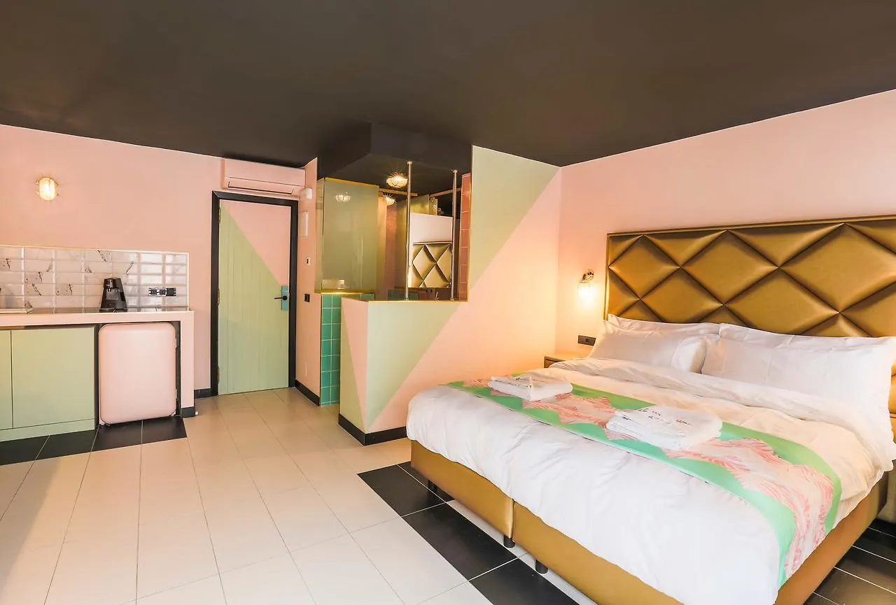 Wi-Ki-Woo Boutique Hotel 0*, San Antonio (Ibiza) Spain