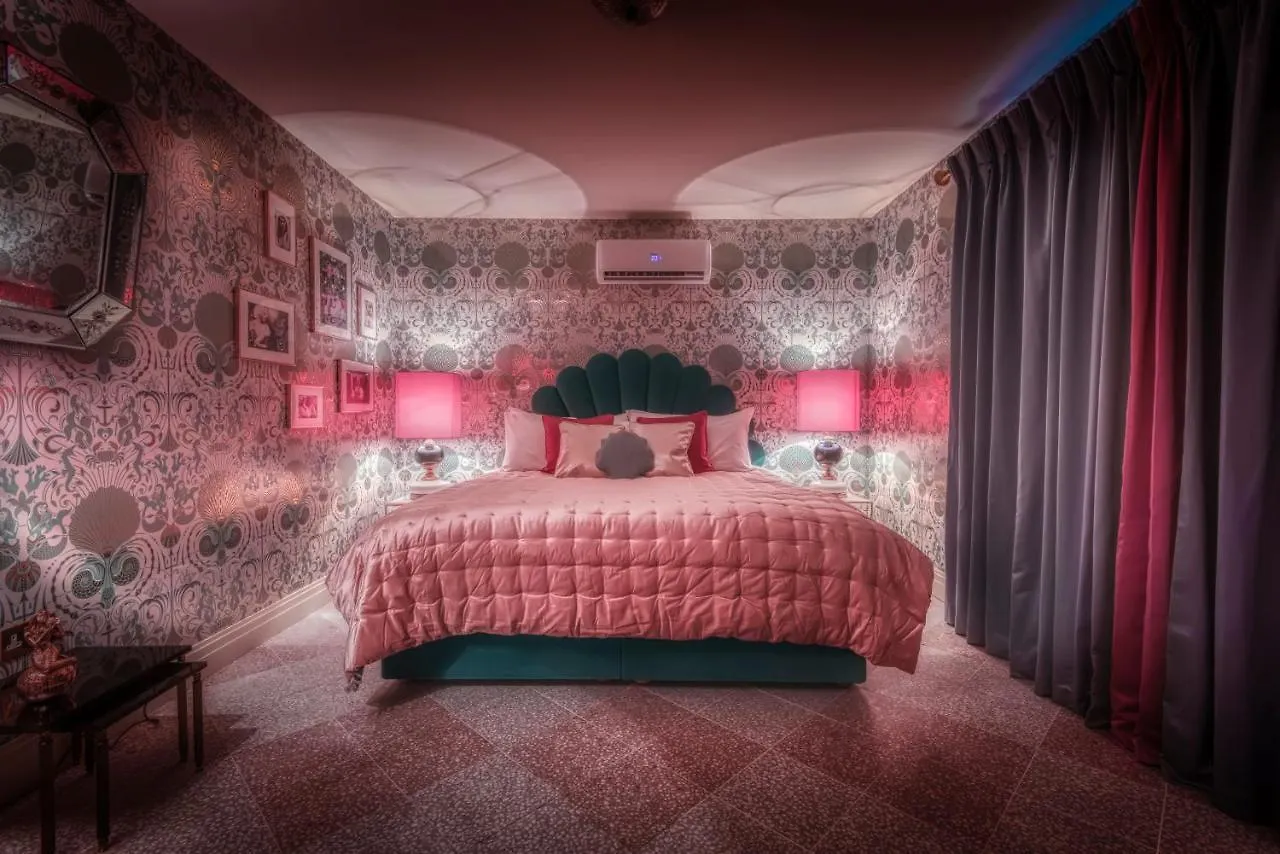 Apartment Wi-Ki-Woo Boutique Hotel
